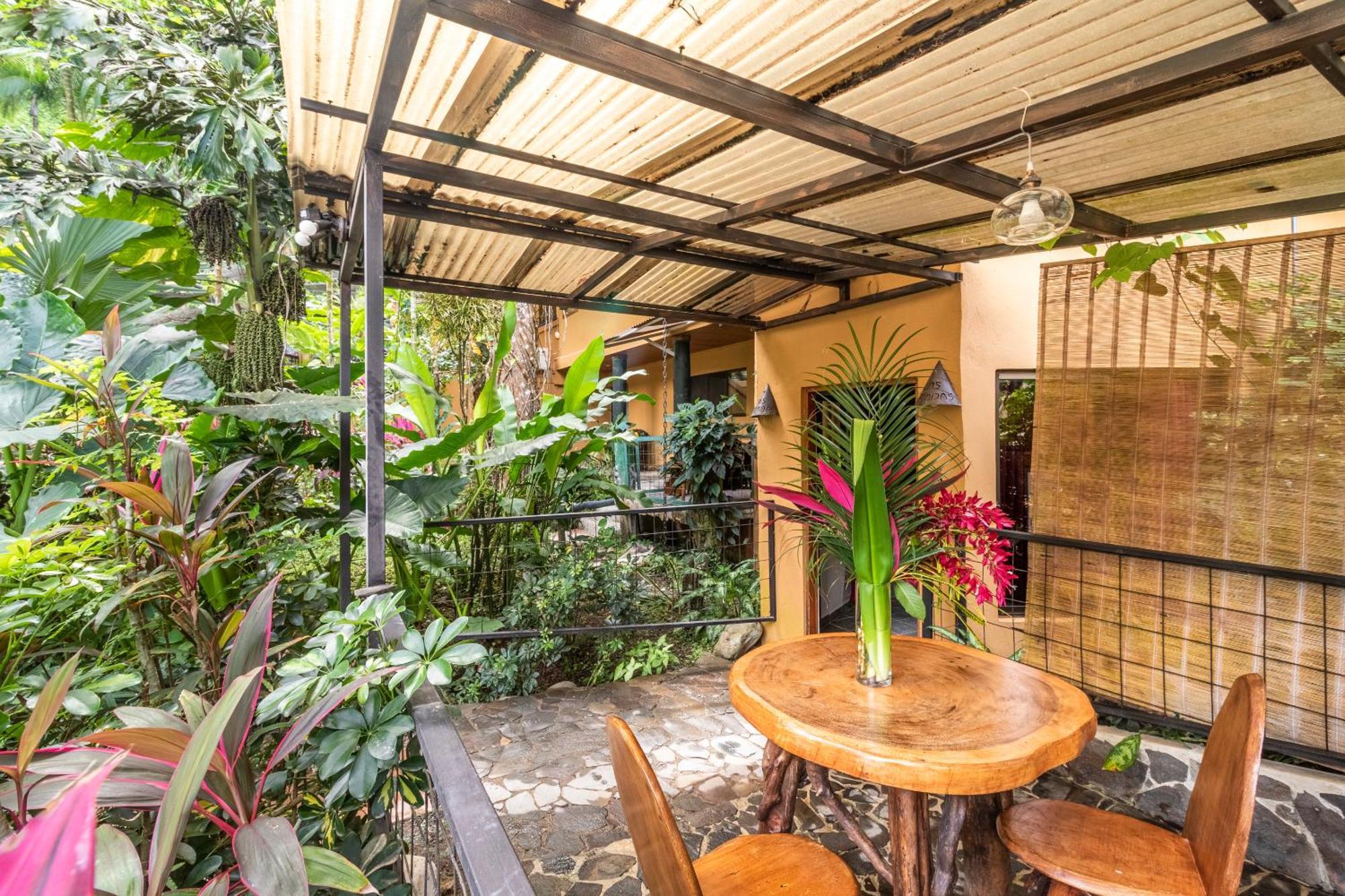 Boutique Hotel Las Cascadas Manuel Antonio Oda fotoğraf