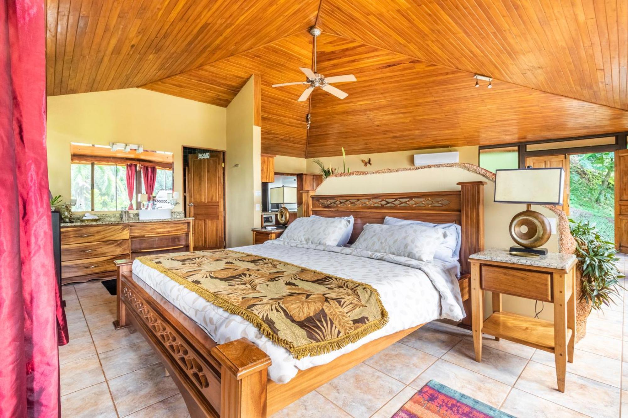 Boutique Hotel Las Cascadas Manuel Antonio Oda fotoğraf